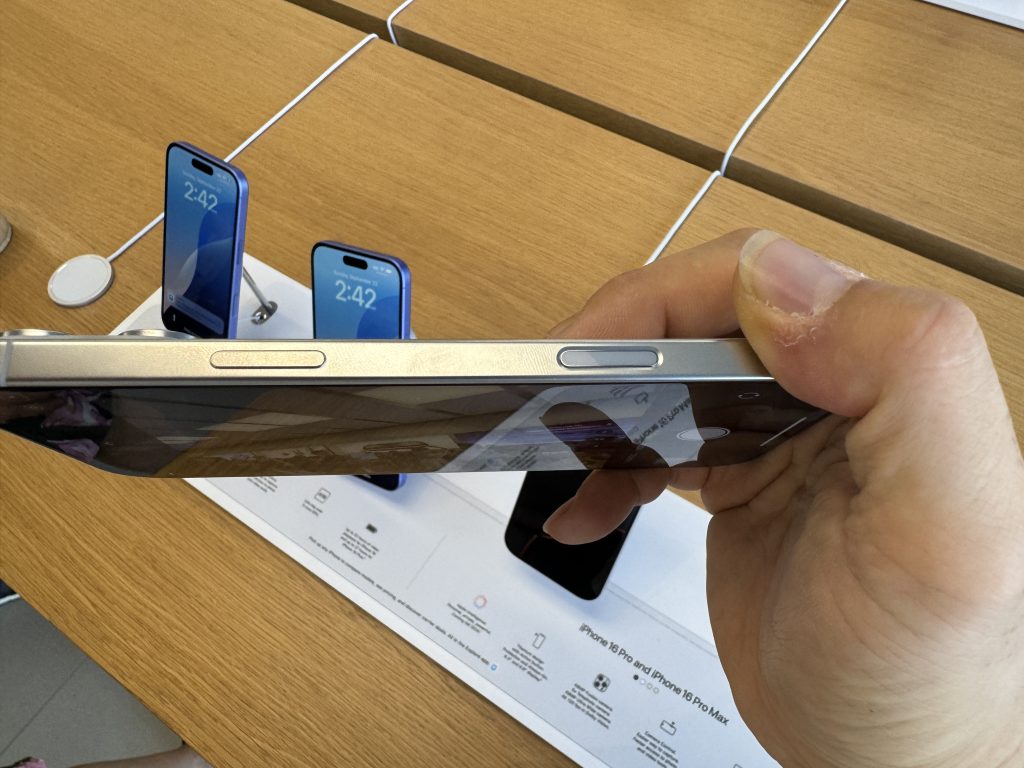 iPhone 16 pro max screen repair in downtown la